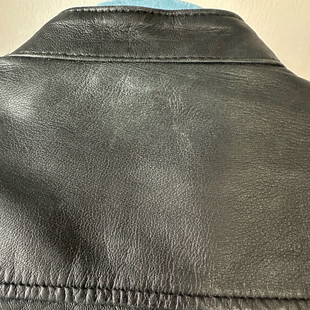 100% Leather Jacket - image 5